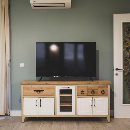 Stylish 1Bd - Free Private Garage Apartment Plovdiv Luaran gambar